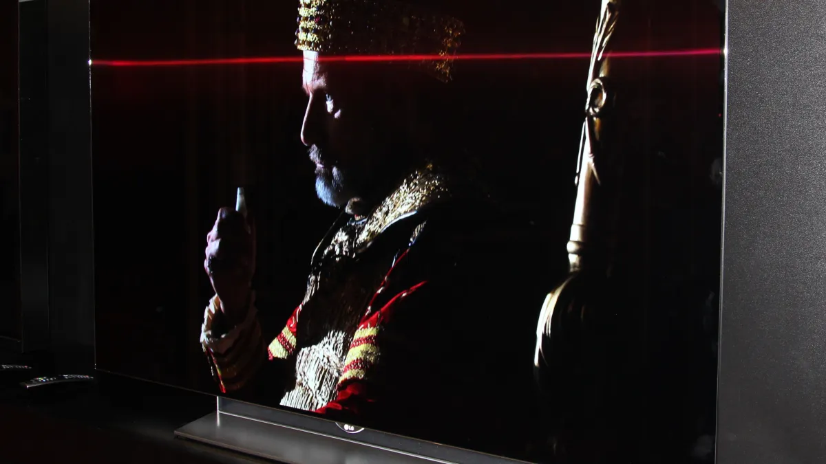 How to Choose a 4K OLED HDR TV