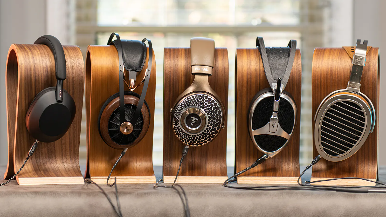 How to choose best audiophile headphones