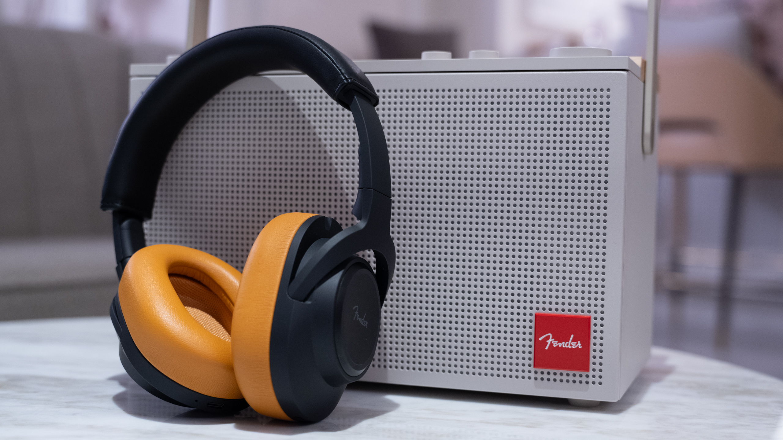 How to Choose Bluetooth Speakers and Headphones