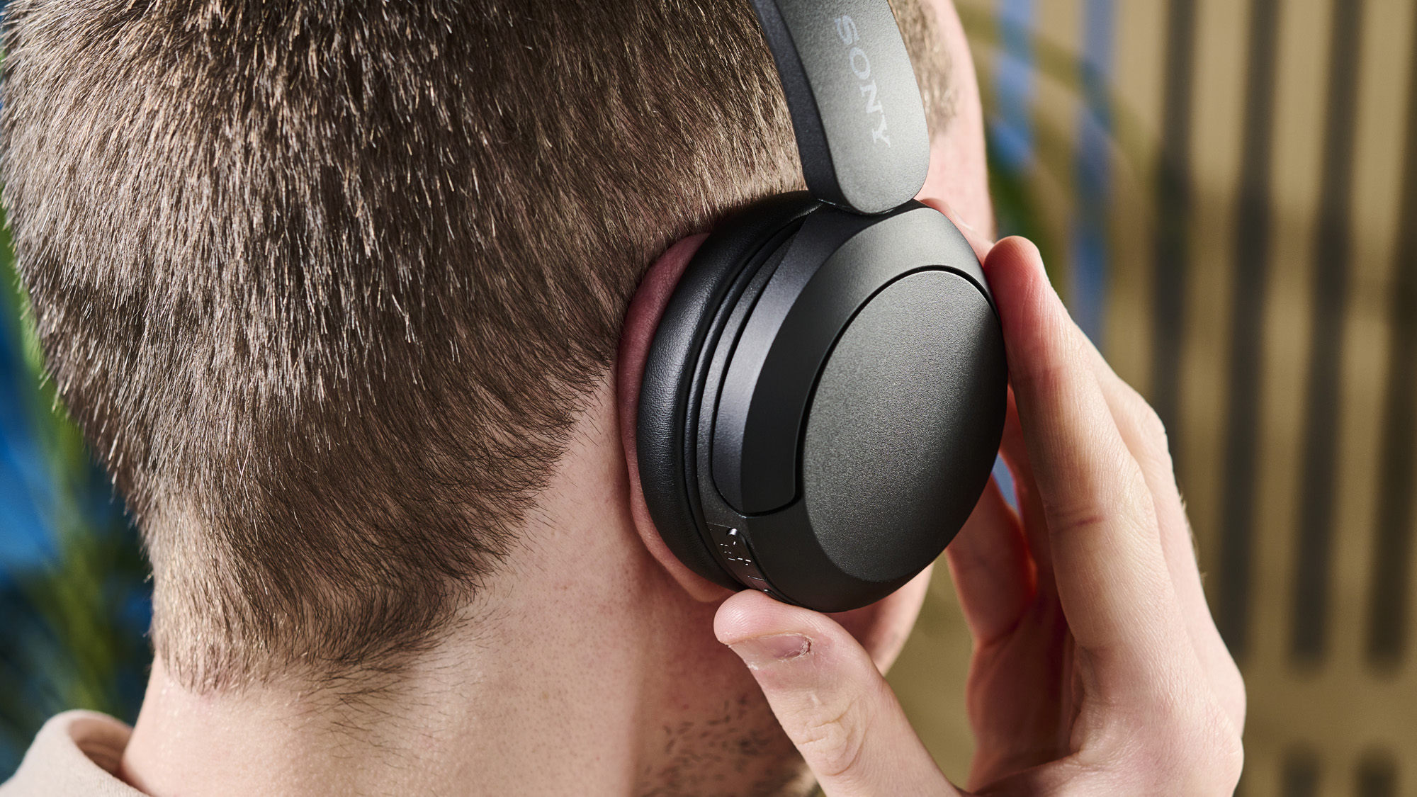 How to choose best budget headphones