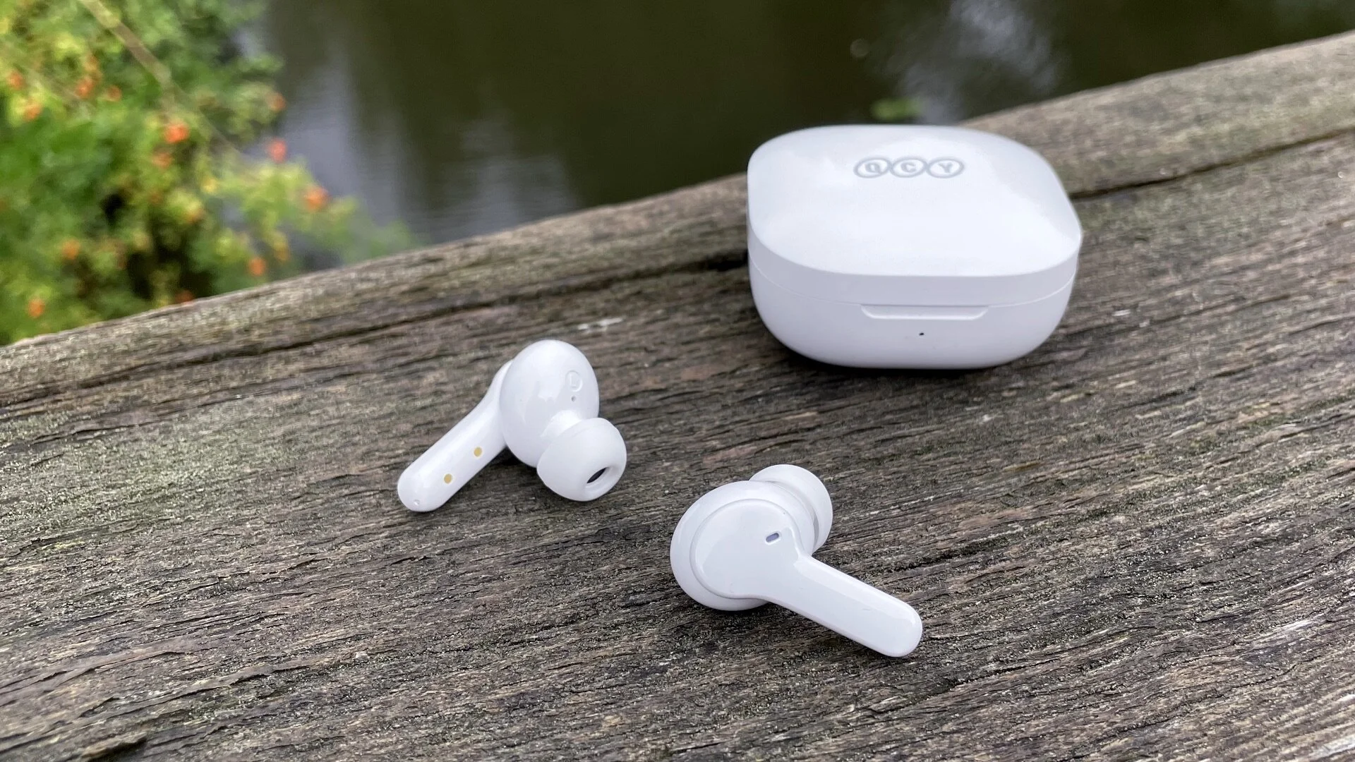 Best budget wireless earbuds
