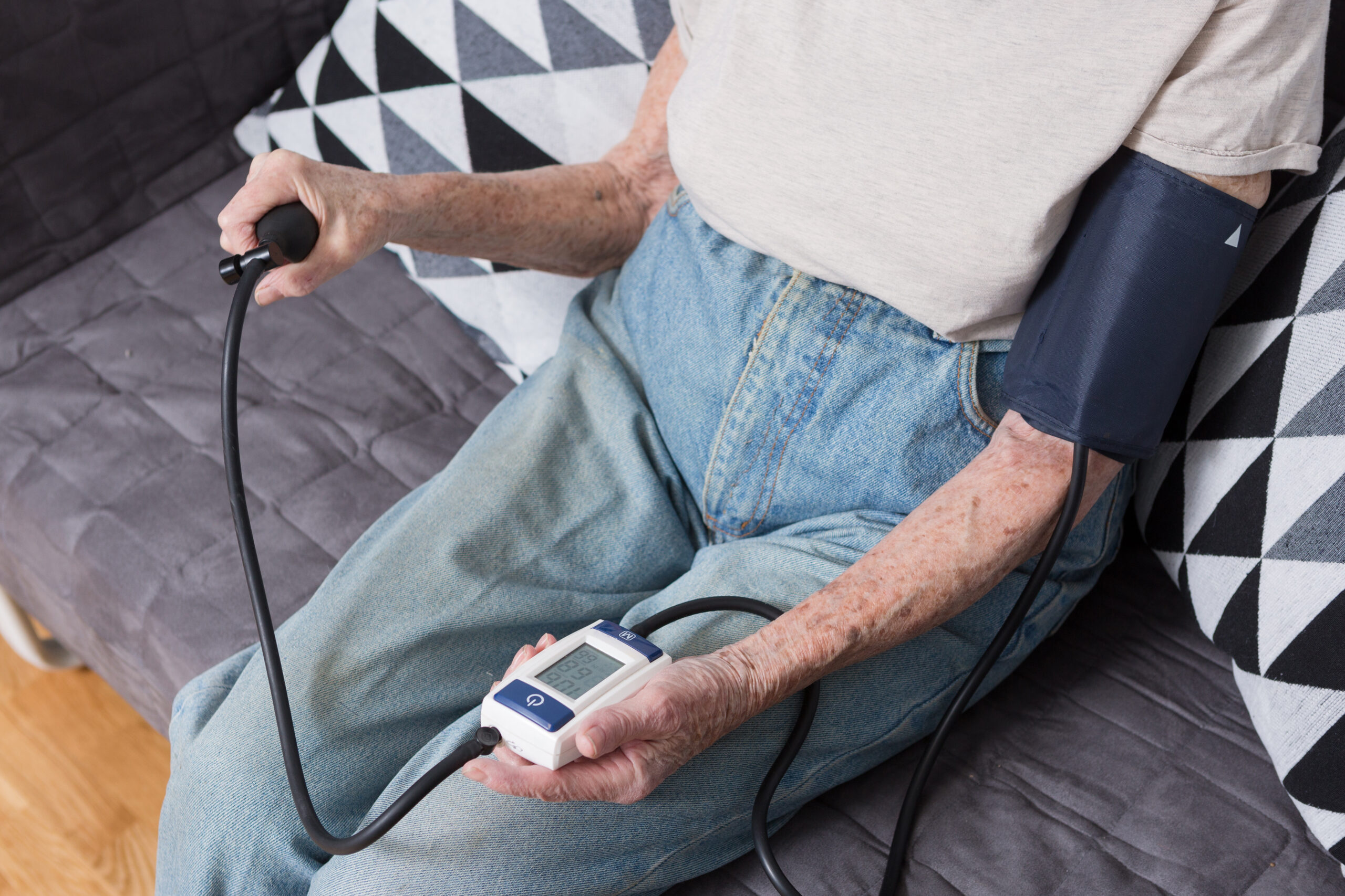 Best cuff blood pressure monitor