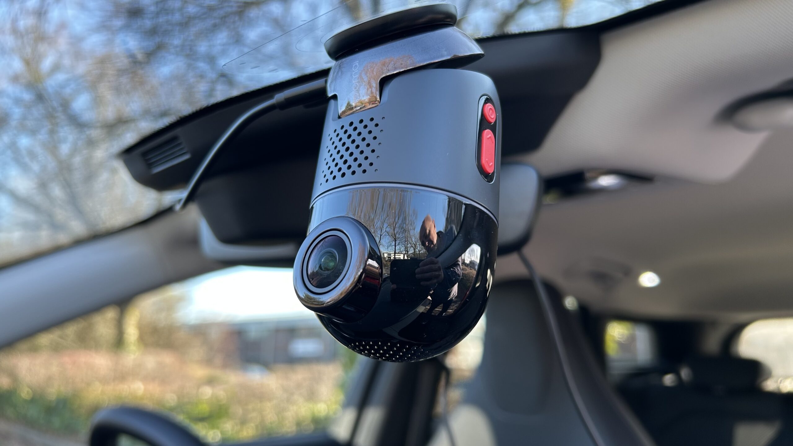 How to choose the best dash cam without wires