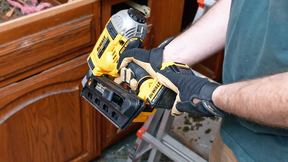 How to choose best dewalt cordless framing nailer