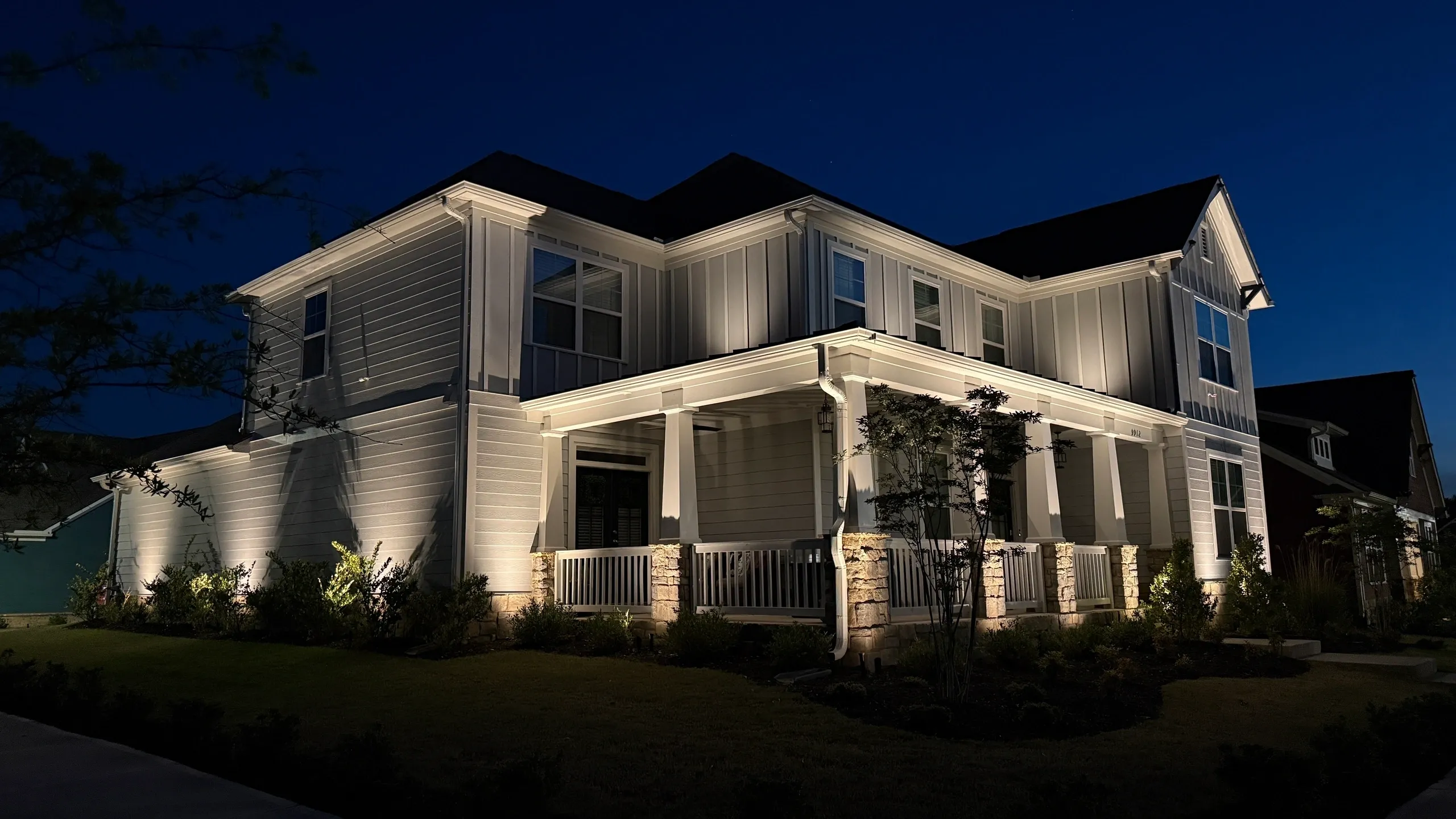 How to choose best exterior lighting for residential