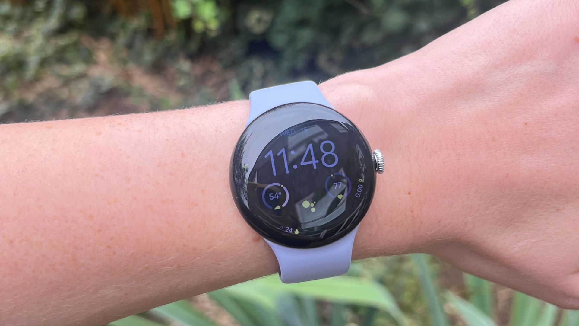 How to Choose a Fitbit Watch for Women