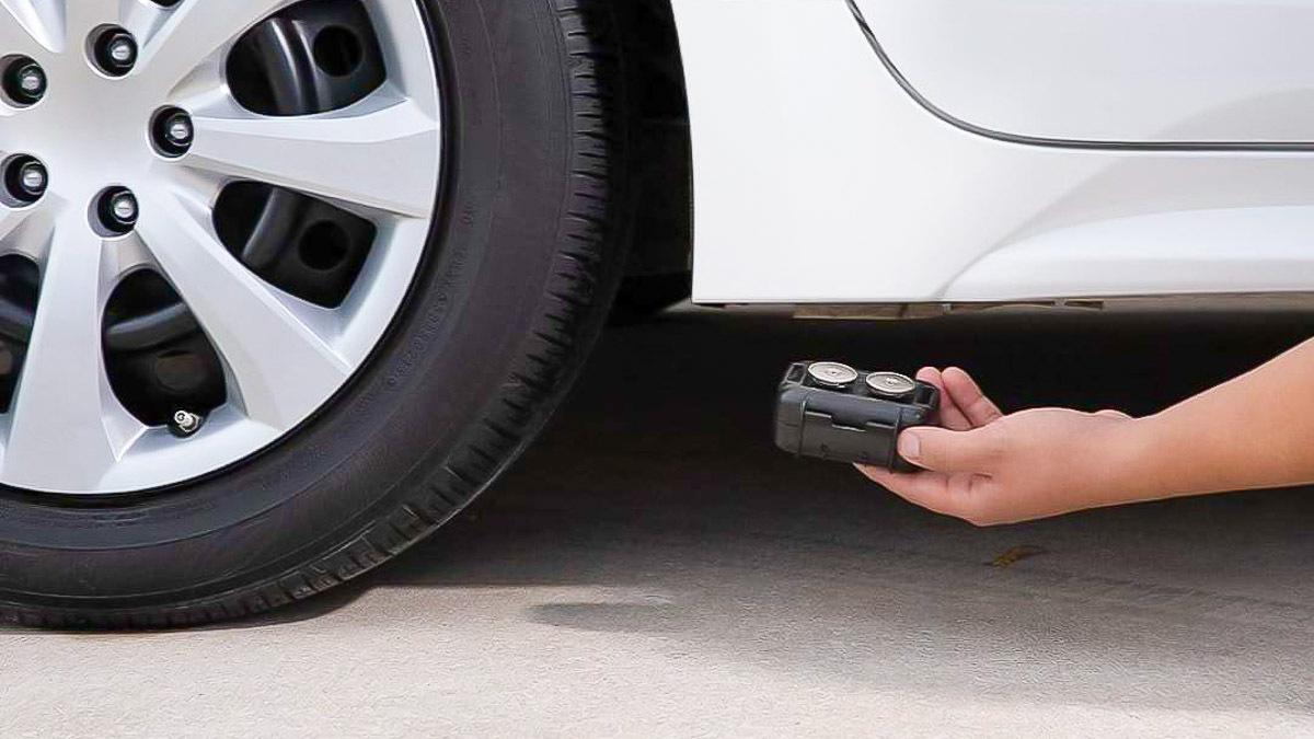 Best gps trackers for vehicles