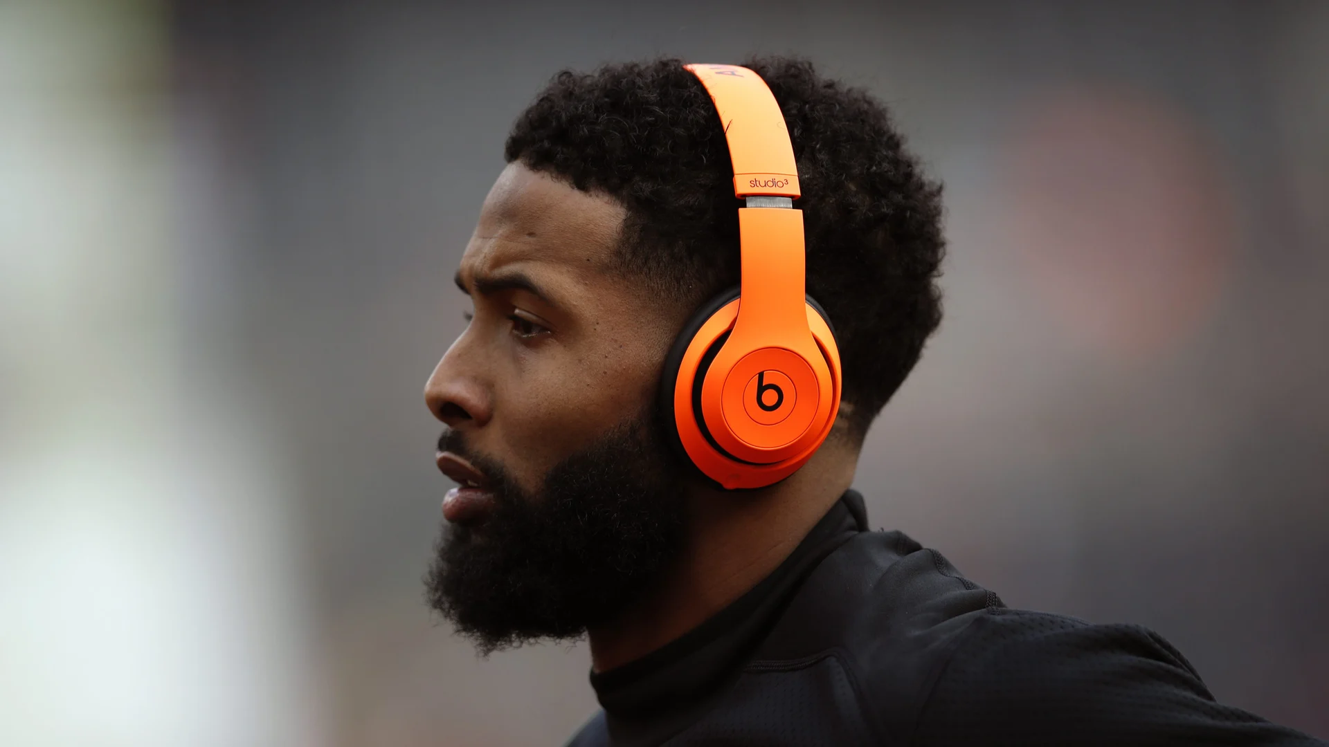 How to Choose Headphones for Listening to Music