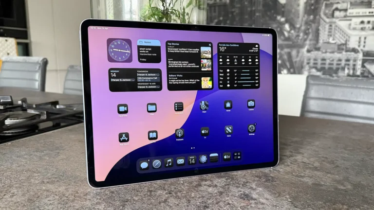 10 Best iPad for Seniors (2026)