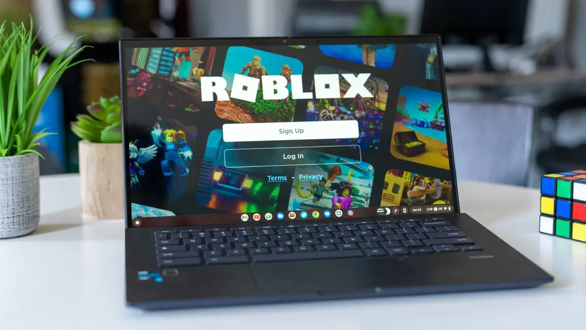 How to choose a laptop for Roblox: best laptop to run roblox
