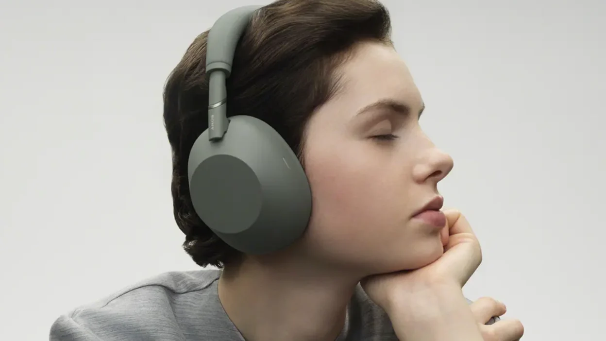 Best noise-canceling headphones