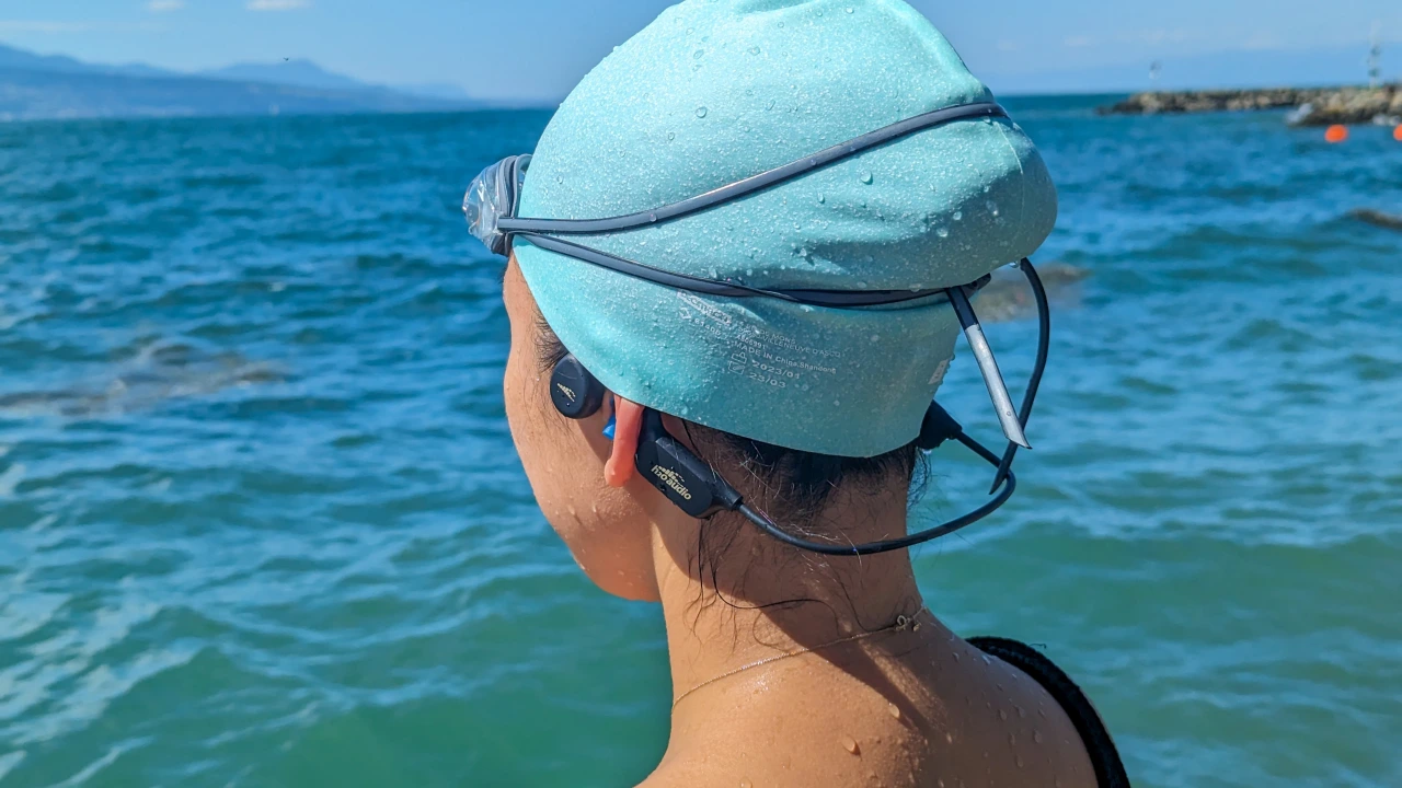 Best swimming headphones