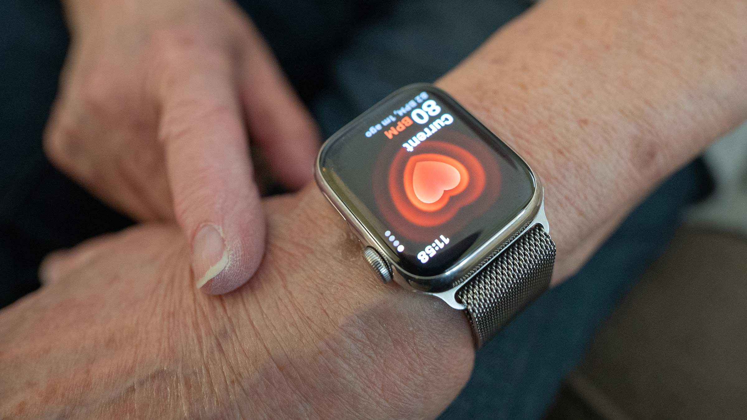 How to choose best watch for health monitoring