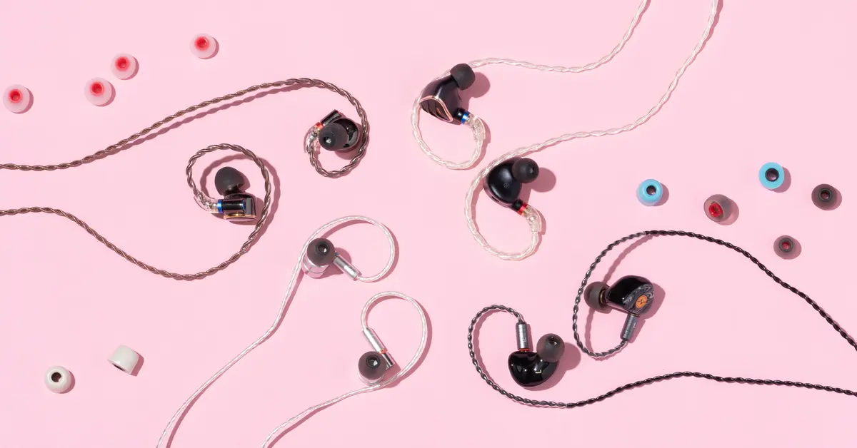 Best wired earbuds with microphone